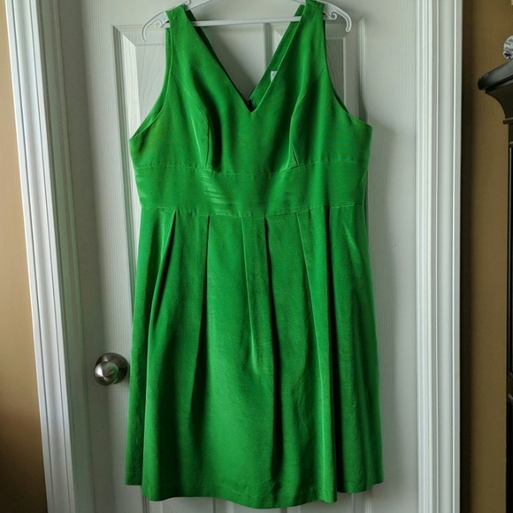 Coren Moore Dress - Picture 4 of 4